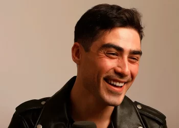 Samuel Adrian lanza disco «De Vuelta En Casa» en todas las plataformas digitales