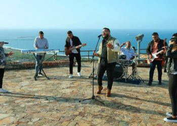 Daniel Mendoza – Uno Solo (Top Musical Abril 2024)