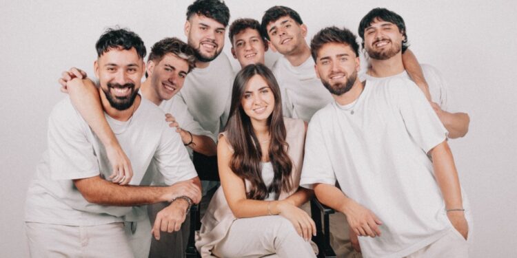 Nuestra Victoria